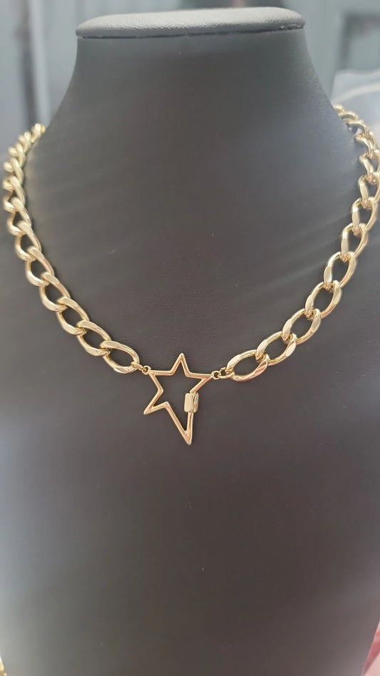 CHOKERS CON ESTRELLA