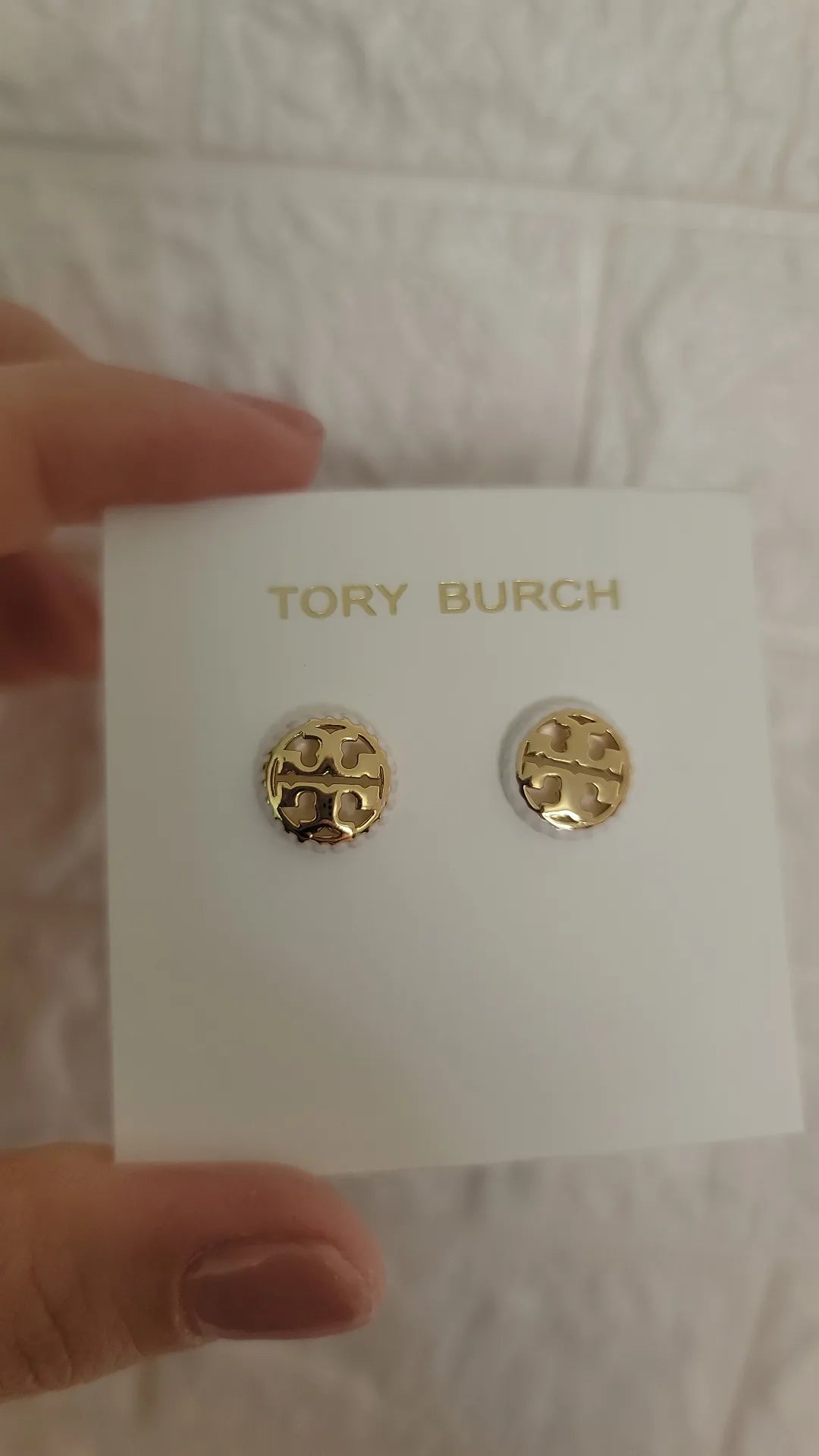 ARETES TORY BLANCO