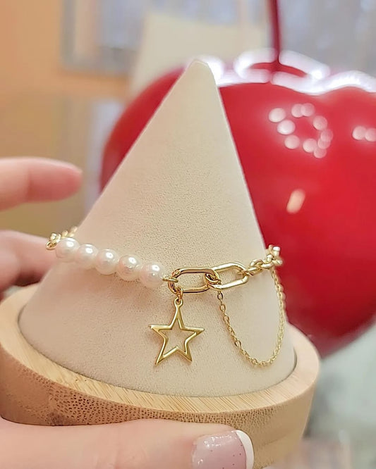 PULSERA CON PERLA Y ESTRELLA